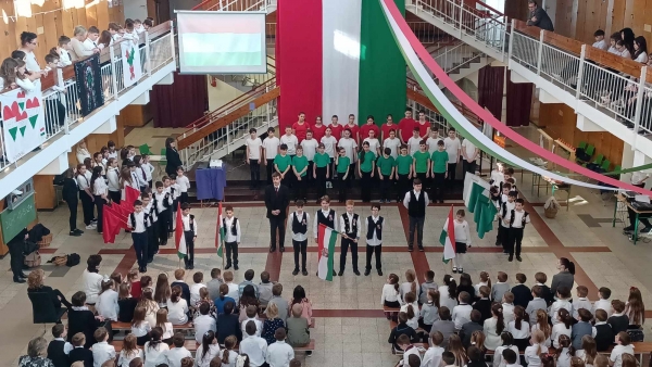 Talpra magyar! – ünnepi műsorral emlékeztünk 1848. március 15-re!