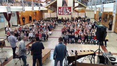 "Nagyon ütős!" (Talamba-koncert a Vörösmartyban)