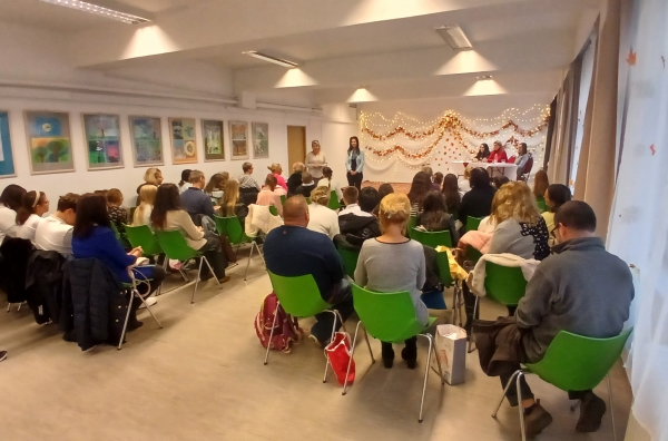 Városi angol szavalóverseny a Vörösmartyban