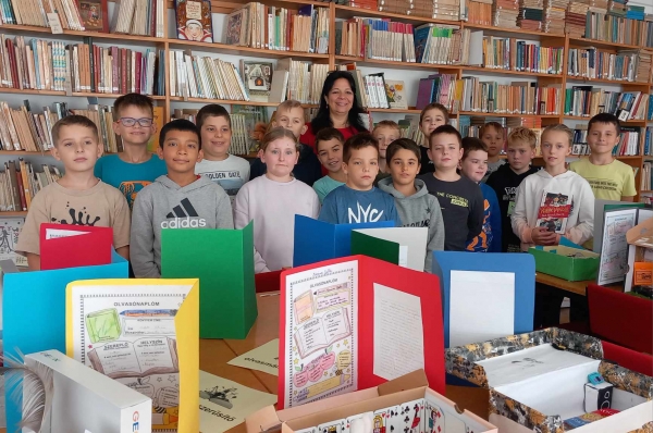 Az "Olvasás kincsesdoboza" - kiállítás megnyitója