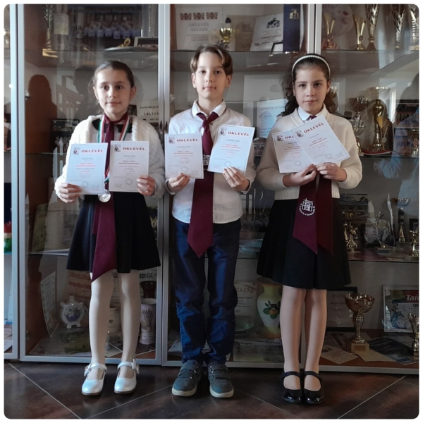 Vörösmartys sikerek a Zrínyi Ilona matematikaversenyen