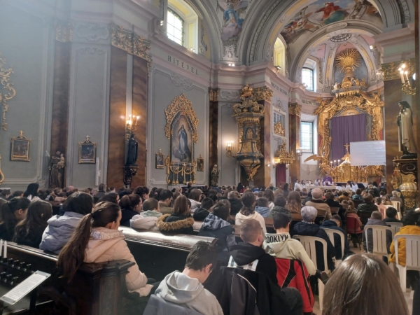 Hamvazószerdai szentmise a Mindszenten