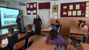 Szerzetesnővérek látogatása iskolánkban