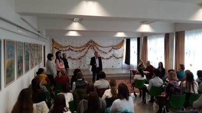 Városi angol nyelvű szavalóverseny a Vörösmartyban