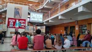 Egymillió gyermek imádkozza a rózsafüzért